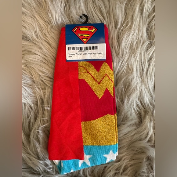 DC Comics Wonder Woman knee high socks NWT - Picture 6 of 6